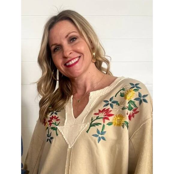 POL Boho Cream Embroidered Pullover Hoodie Floral Folk Festival Sweatshirt Top L - Picture 1 of 9